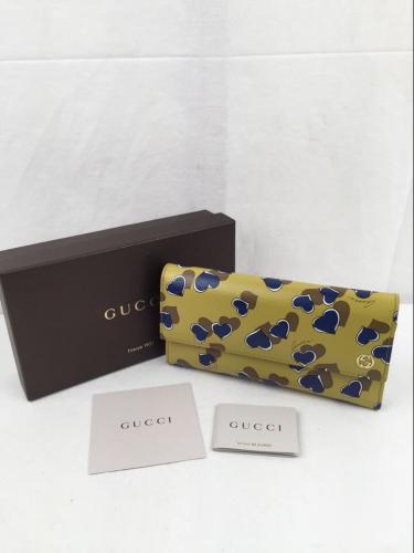 GUCCI グッチ ハートビートプリントレザー コンチネンタル 長財布